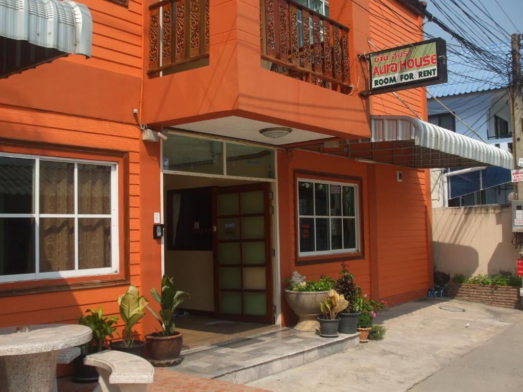 Aura House Hotell Pattaya Exteriör bild