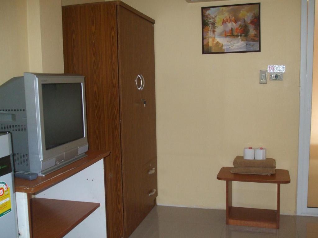 Aura House Hotell Pattaya Exteriör bild