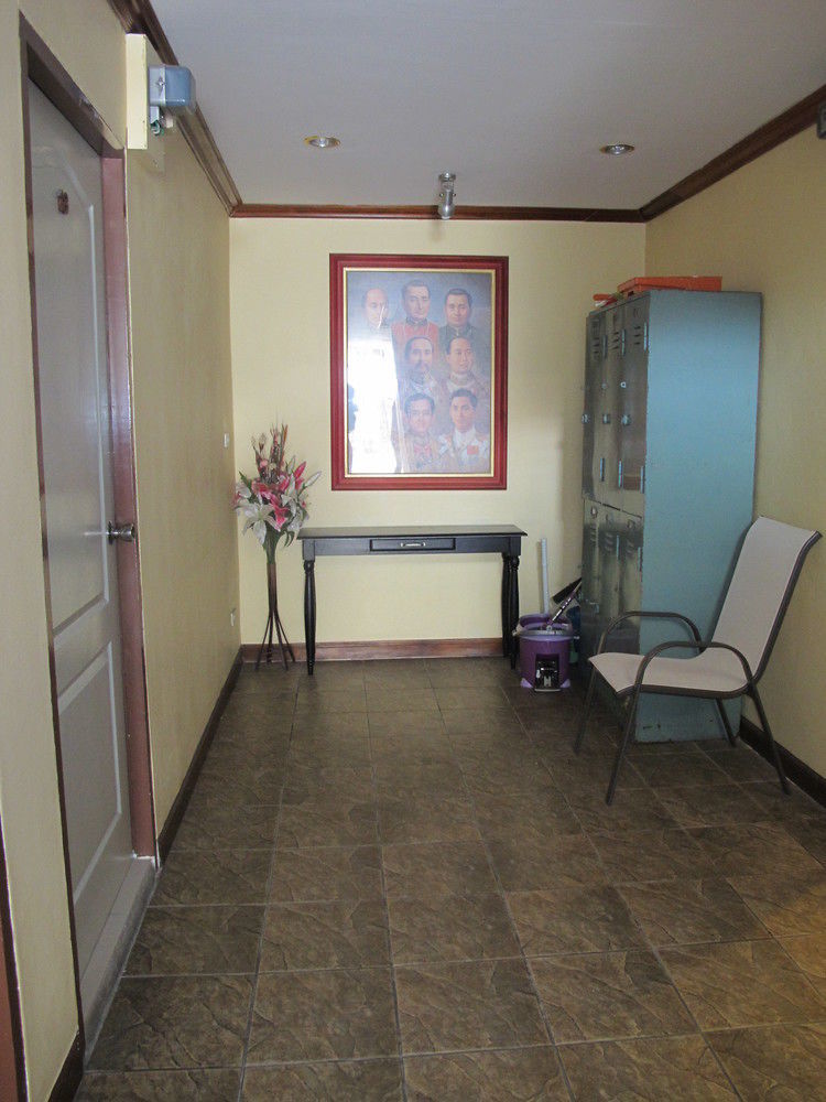 Aura House Hotell Pattaya Exteriör bild